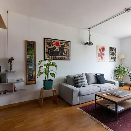 2br Colorful & Eclectic Urban Oasis In Besiktas *