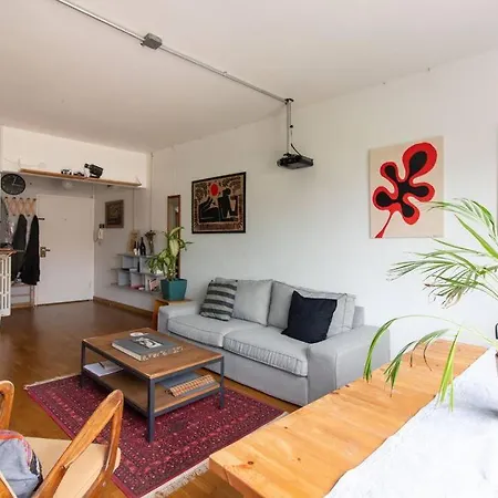 2br Colorful & Eclectic Urban Oasis In Besiktas *